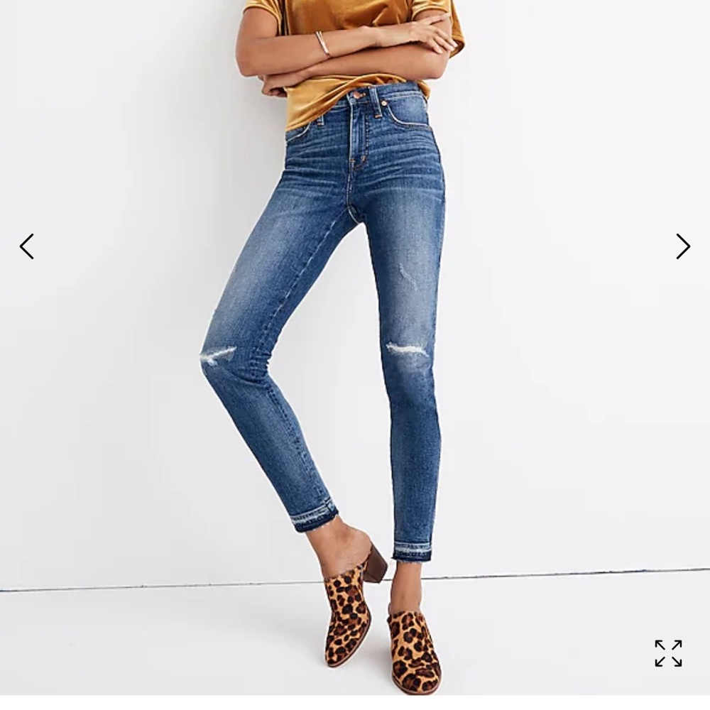 SOLD OUT 9" Mid-Rise Skinny Jeans in York Wash: Rip and Repair Edition Madewell
